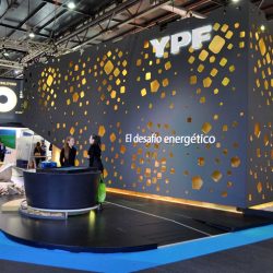 Diseño de stands para empresas – YPF – B+T Arquitectura