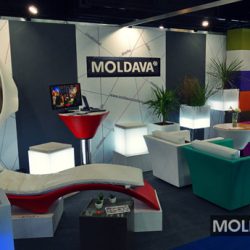 Mobiliario de diseño en plástico rotomoldeado – Feria Presentes 2015 – Moldava