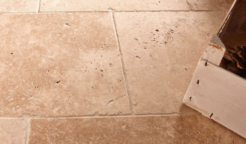 Revestimiento en travertino natural importado – Grabado Sólido