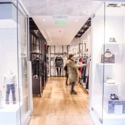 Construcción de locales comerciales en Shoppings – Paula Cahen D’anvers – Alto Palermo – Ida Construcciones