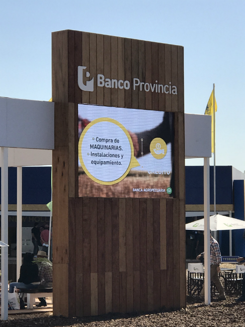 Diseño y construcción de stand para Expoagro – Banco Provincia – LAWDESIGN
