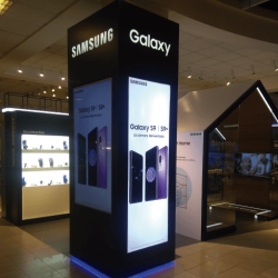 Arquitectura comercial para marcas de tecnología – Samsung – Estudio Moeba