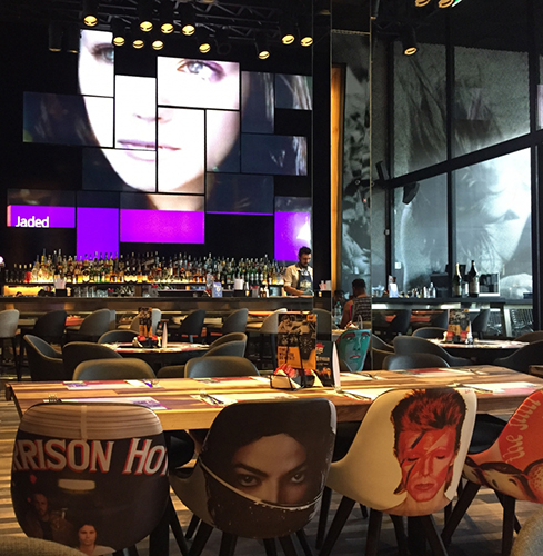 Diseño & comunicación para locales gastronómicos- Johnny B. Good- MUGAROCHI