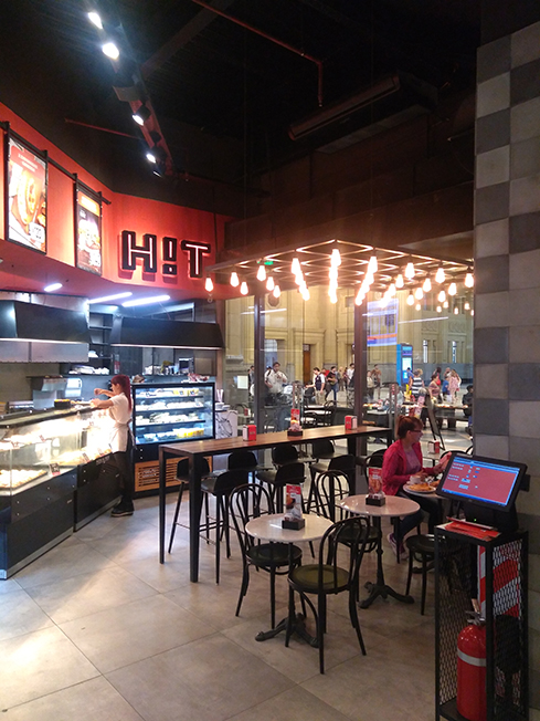 Diseño de locales gastronómicos en terminal de Constitución – HIT – Ariaudo & Asoc.