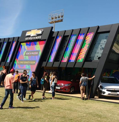 Diseño de stands para automotrices en Lolla Palooza – Chevrolet – B+T Arquitectura
