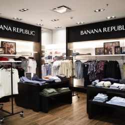 Diseños comerciales en  Aeroparque – Shop Gallery – Banana Republic – Ariaudo & Asoc.