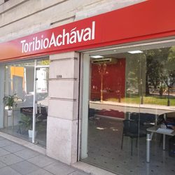 Restyling de locales comerciales en Capital – Toribio Achaval – Petra Diseño