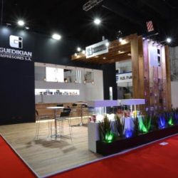 Diseño & construcción de stands para Feria – Guedikian Impresiones – B+T Arquitectura