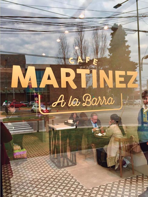 martinez-a-la-barra-zona-iv-arquitectura-gastronomica-8