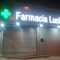 Diseño & construcción de marquesinas para farmacias en Chivilcoy – Aires Publicidad