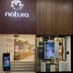 Diseño de locales comerciales de cosmética – Alto Palermo – Natura – MZ Latam