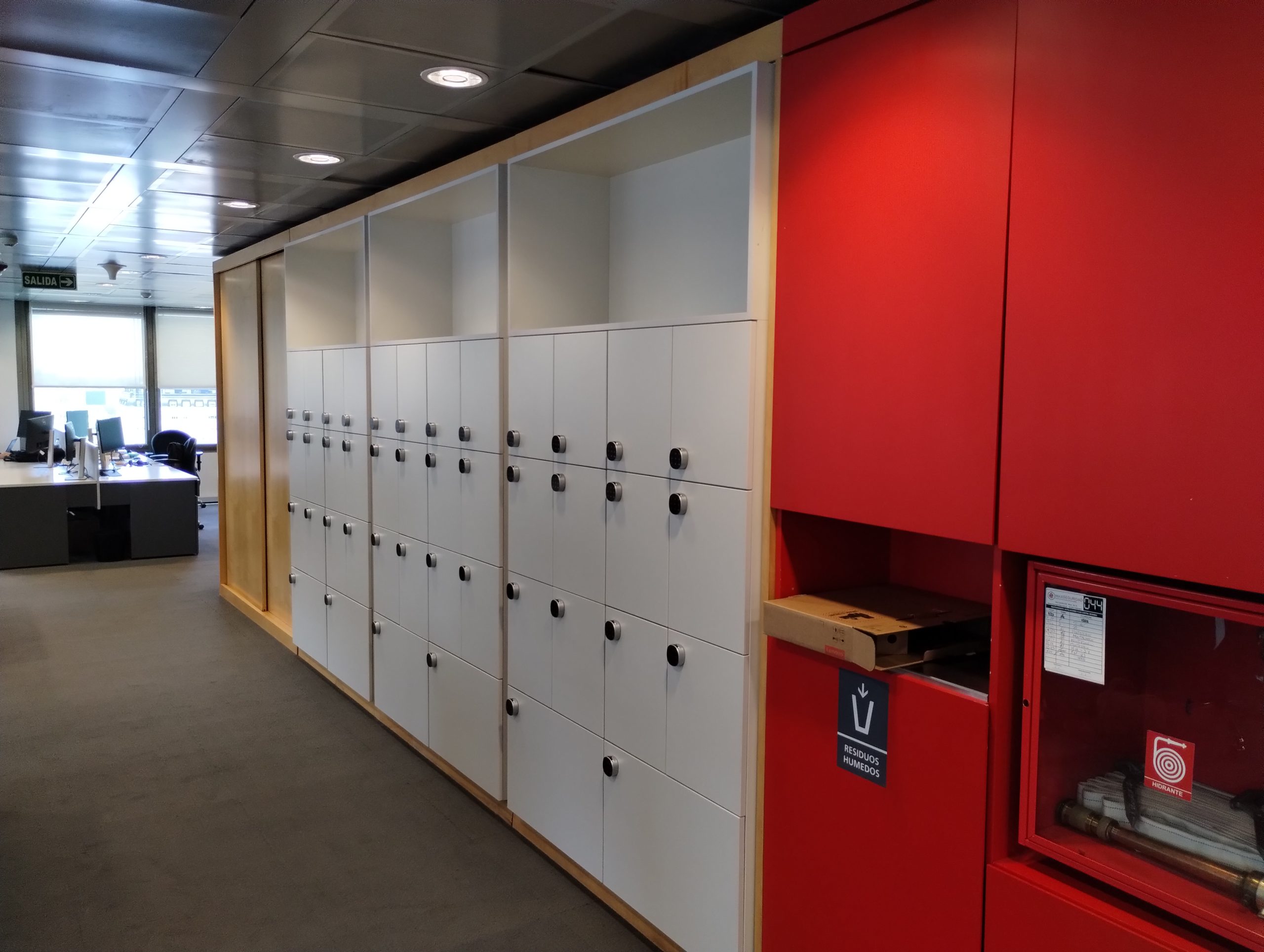muebles personalizados para oficinas